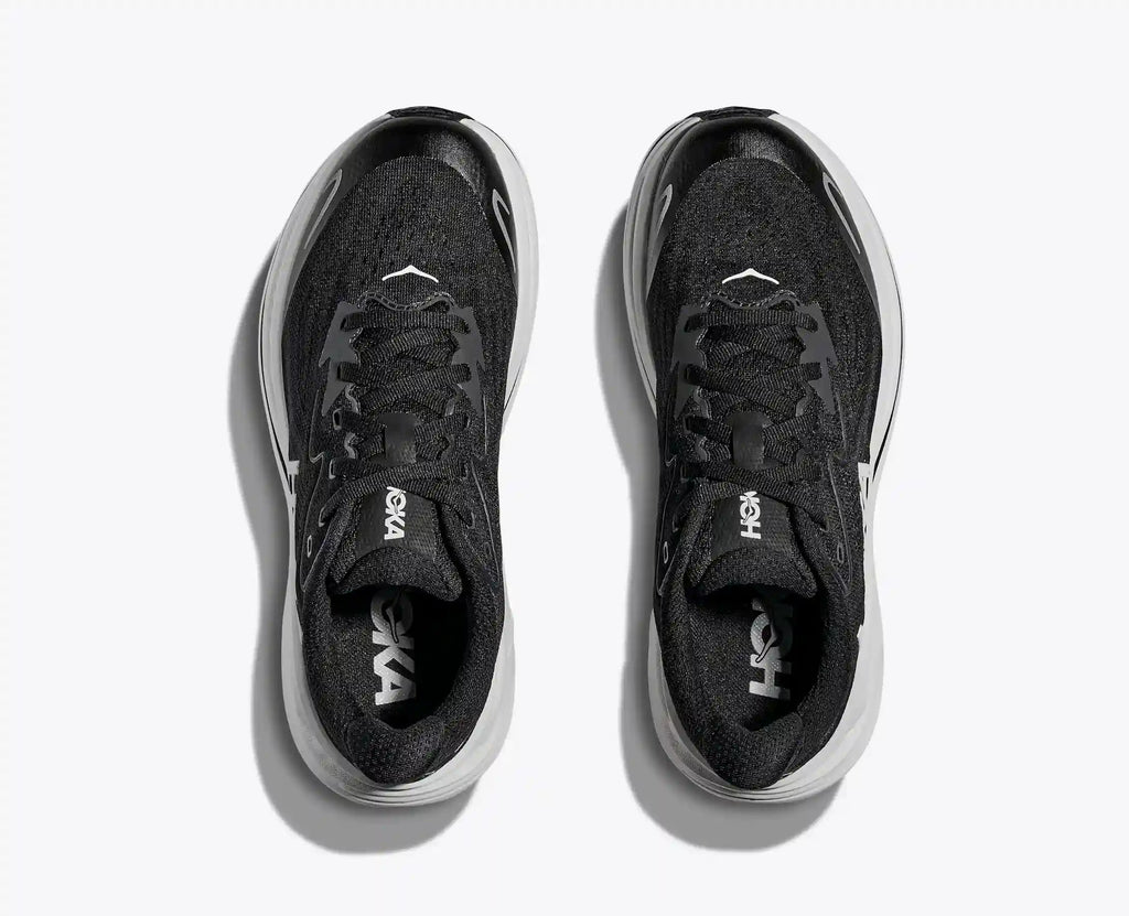 Clifton 10:Black / Carbon Black:3.5Y