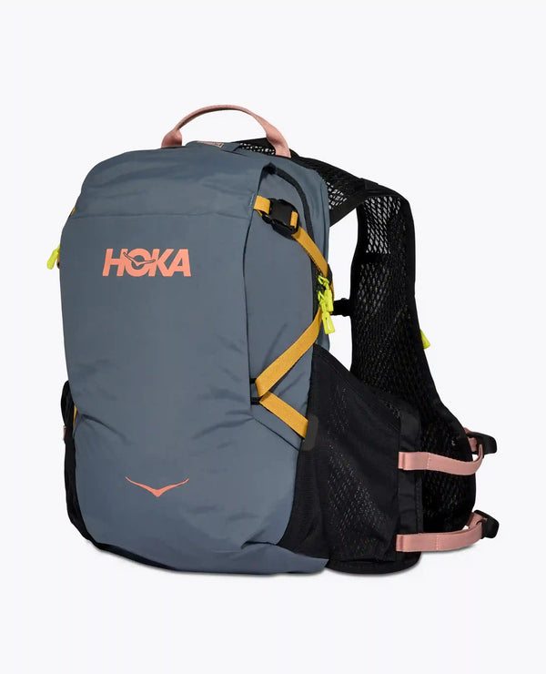 HOKA Hike Pack 13L:Black:O/S