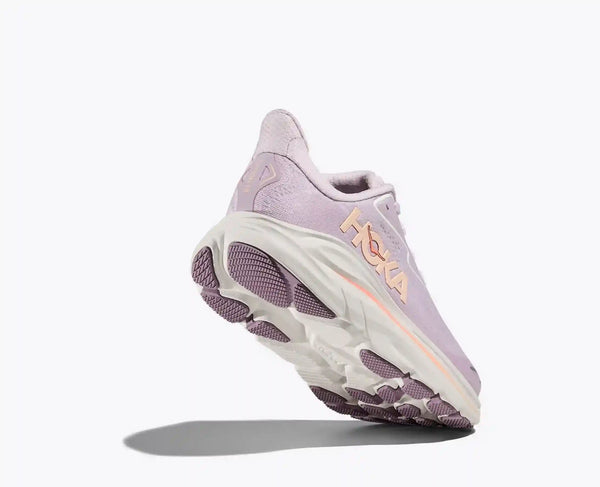 Clifton 10:Black / Carbon Black:3.5Y